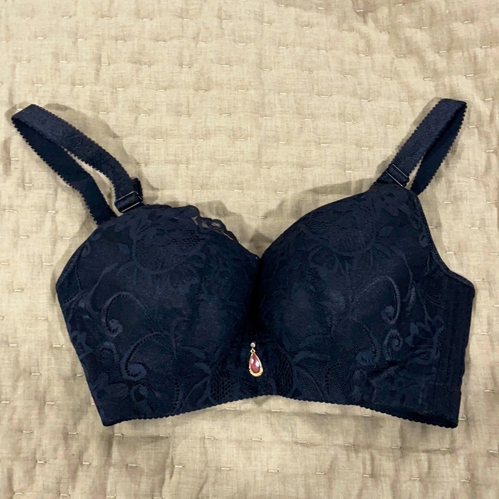 Black lace push-up Bra